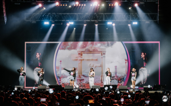 ▲엔믹스(사진제공=JYP엔터테인먼트)