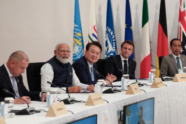 ▲윤석열 대통령이 20일 일본 히로시마 그랜드 프린스 호텔에서 열린 G7 정상회의 확대세션에 참석 (용산 대통령실 제공)
