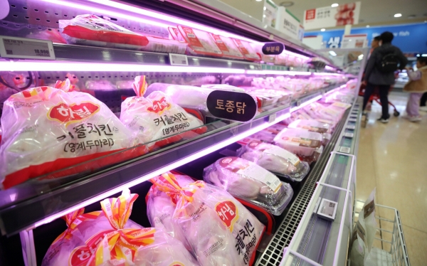 ▲3월 29일 서울시내 한 마트에서 판매되는 닭고기. (뉴시스)
