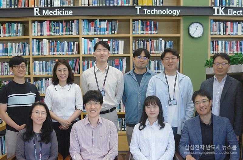▲차세대 소재 적용한 시스템 반도체 구현 기술 개발한 삼성전자 SAIT 연구진 (출처=삼성전자 반도체 뉴스룸)