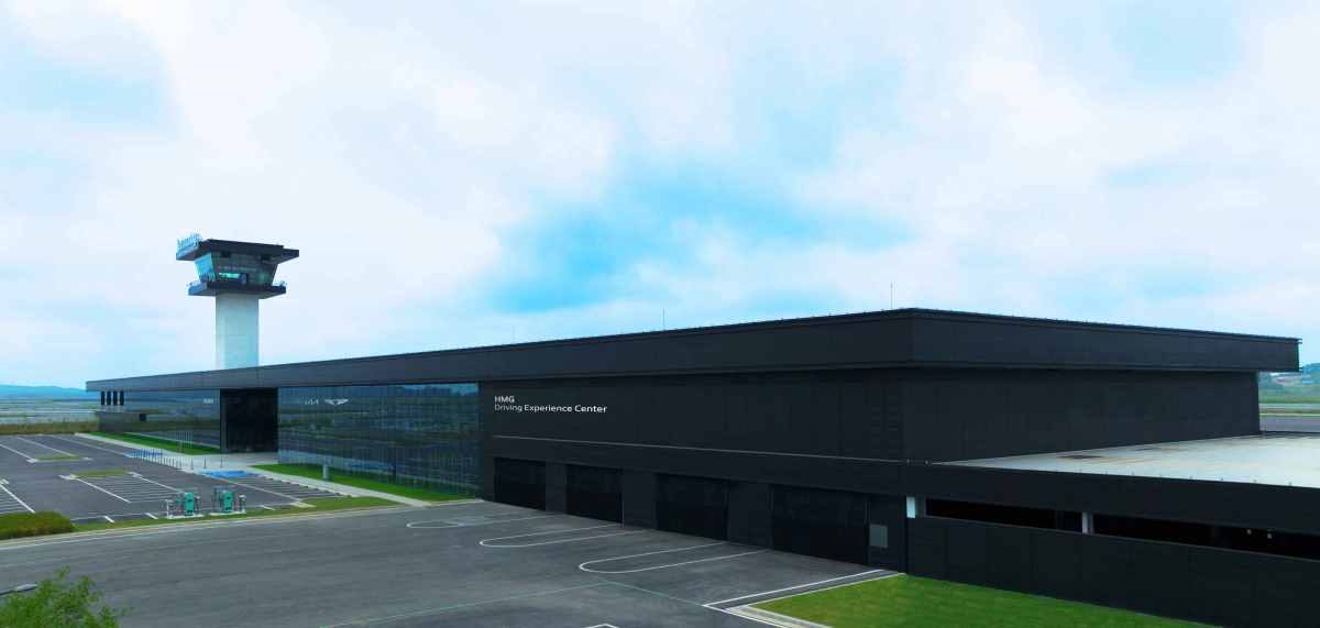 ▲HMG 드라이빙 익스피리언스 센터 외관.  (사진제공=현대자동차그룹)