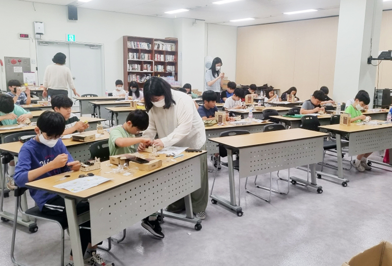 ▲동대문구가 6월 한 달간 ‘4차 산업 토요체험교실’을 운영한다.  (자료제공=동대문구)