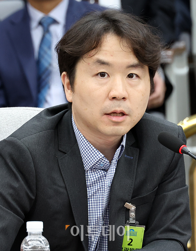 ▲윤태식 프링커코리아 대표가 7일 서울 여의도 국회에서 열린 스타트업 기술탈취 예방 및 회복 지원 민·당·정 협의회에서 피해기업 사례발표를 하고 있다. 고이란 기자 photoeran@