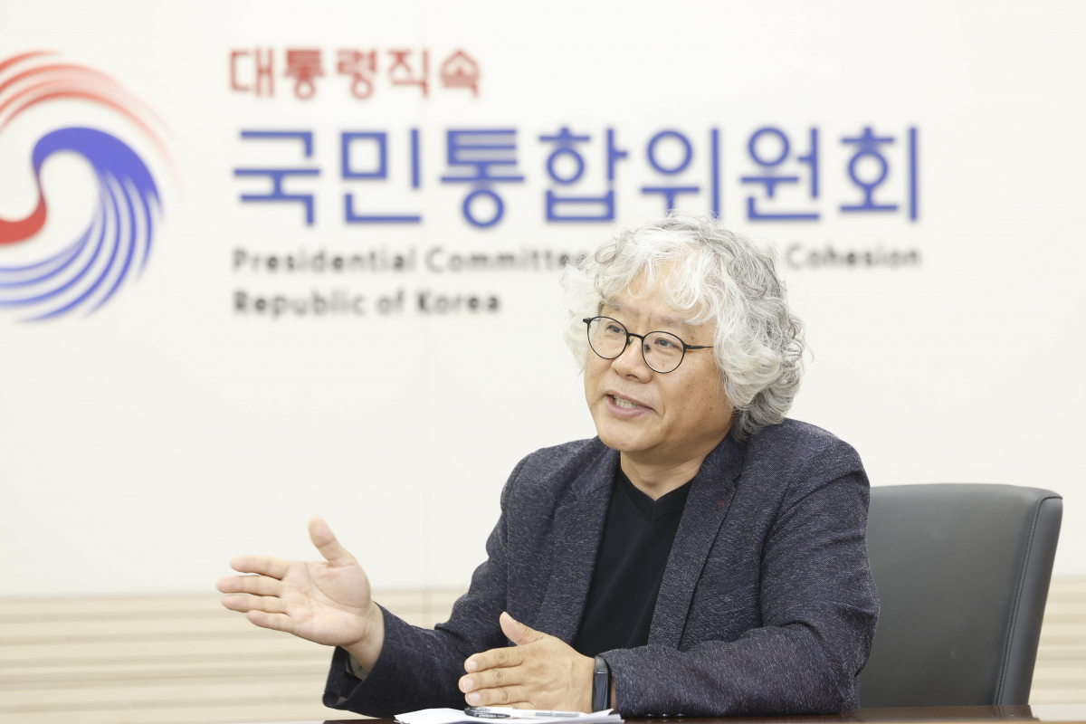 ▲한건수 대통령직속 국민통합위원회 이주민과의 동행 특별위원회 간사가 7일 서울 종로구 정부서울청사에서 이투데이와 인터뷰를 하고 있다. 조현호 기자 hyunho@