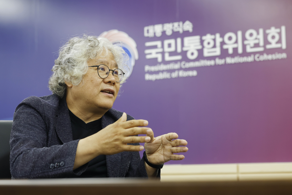 ▲한건수 대통령직속 국민통합위원회 이주민과의 동행 특별위원회 간사가 7일 서울 종로구 정부서울청사에서 이투데이와 인터뷰를 하고 있다. 조현호 기자 hyunho@