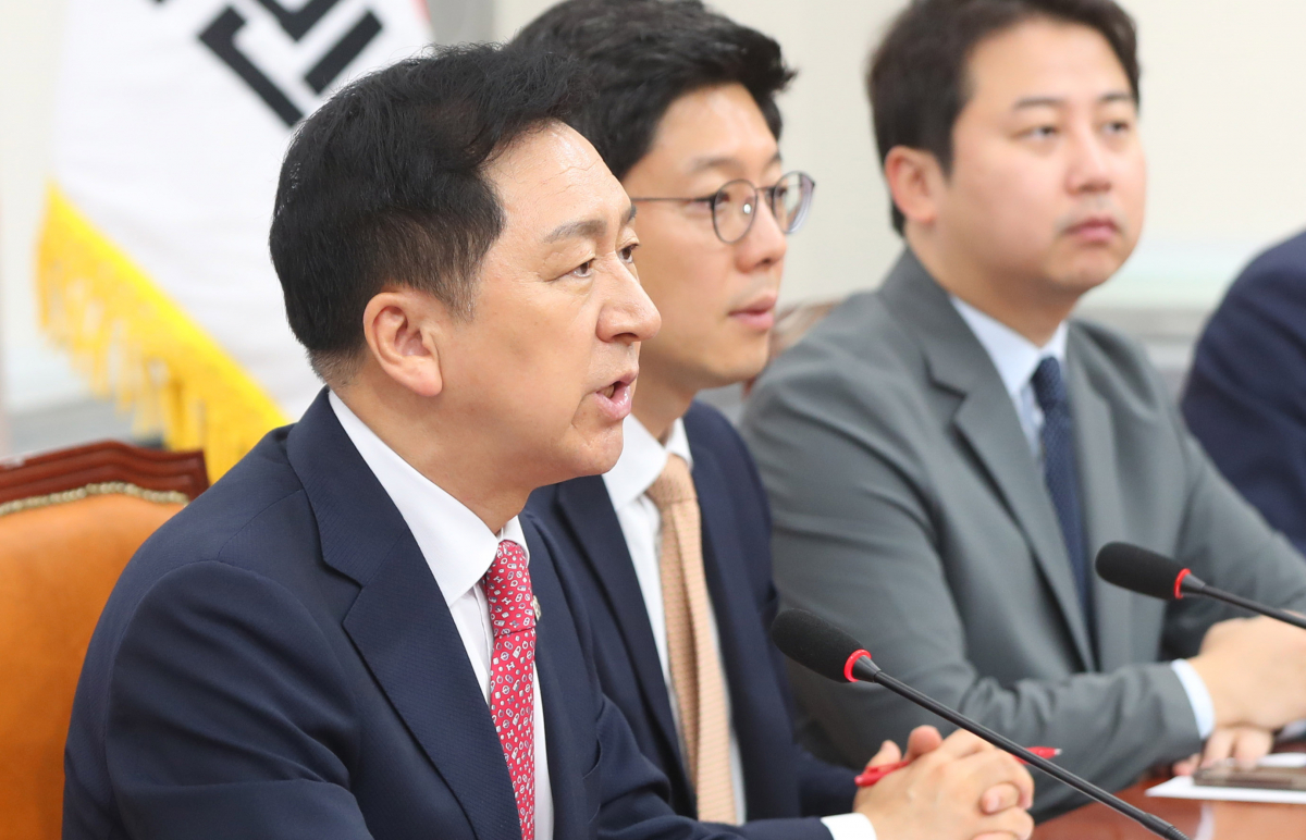 ▲김기현 국민의힘 당 대표가 22일 오전 서울 여의도 국회에서 열린 최고위원회의에 참석해 발언하고 있다. (뉴시스)