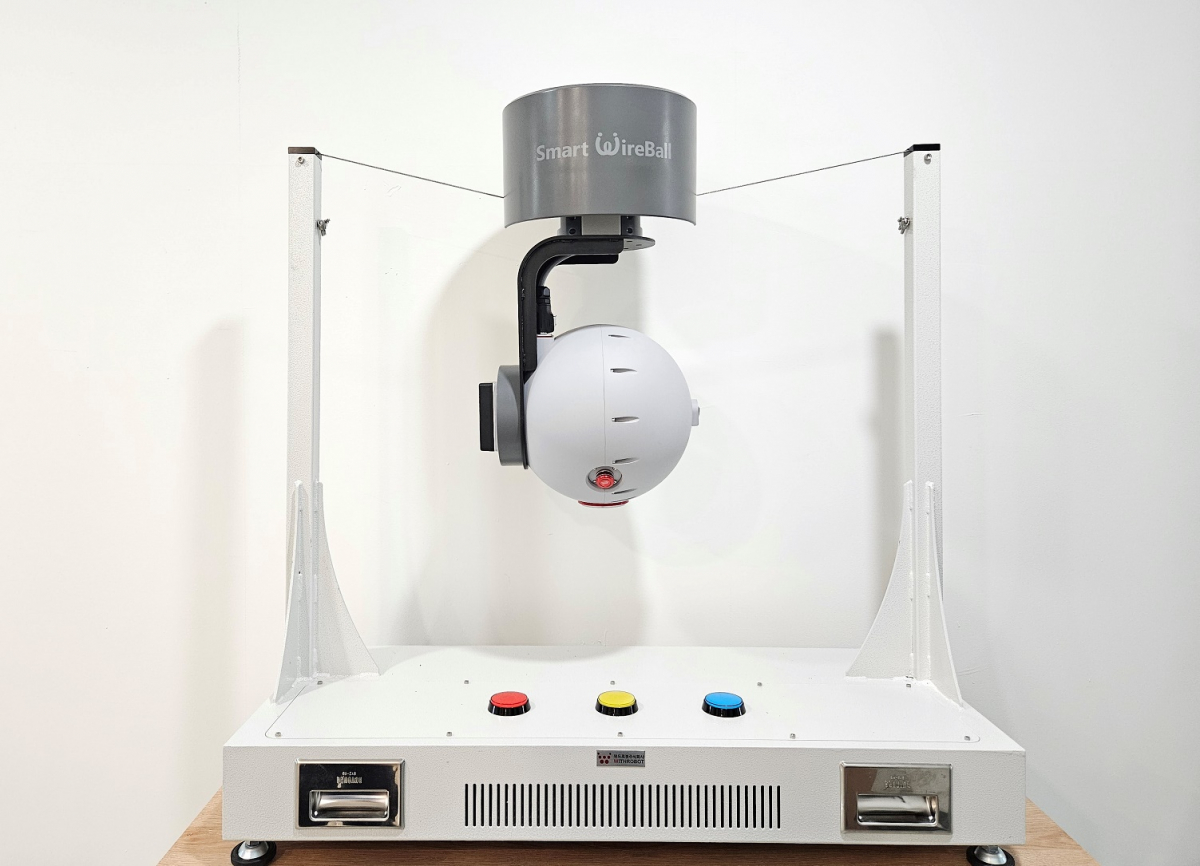 ▲위드로봇에서 개발한 스마트 와이어 로봇. (사진제공=포스코)