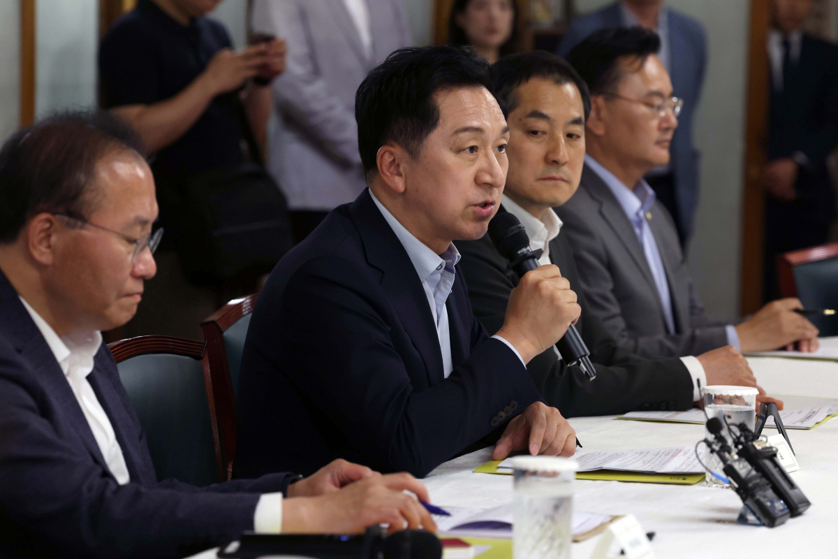▲김기현 국민의힘 대표가 18일 서울 종로구 총리공관에서 열린 고위당정협의회에서 발언하고 있다. 신태현 기자 holjjak@