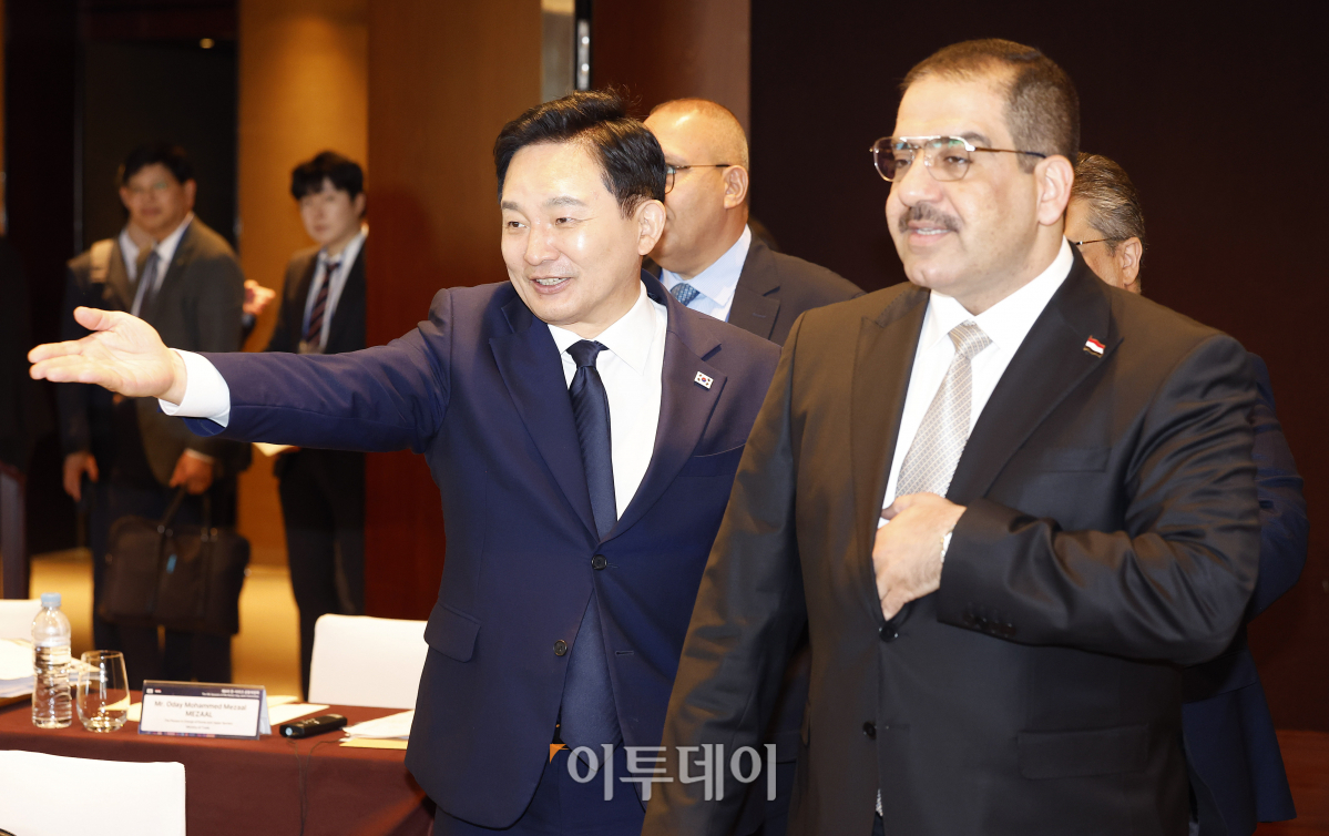 ▲원희룡 국토교통부장관과 아티르 다우드 살만 알 그레이리 이라크 무역부 장관이 21일 오후 서울 용산구 그랜드 하얏트 호텔에서 열린 '제9차 한-이라크 공동위원회 본회의'에 참석하고 있다. 조현호 기자 hyunho@