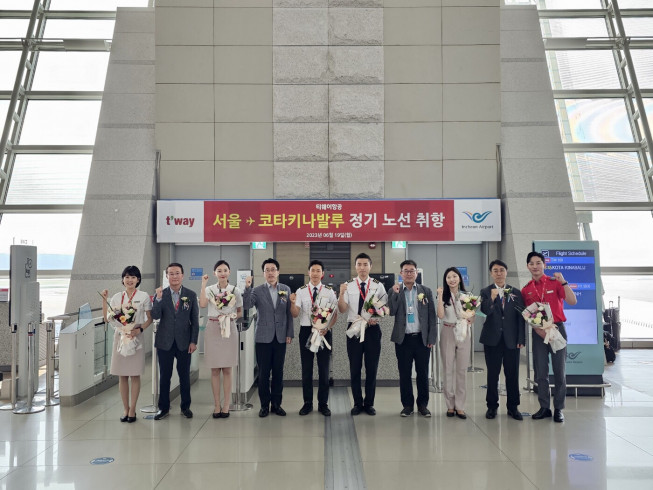 ▲티웨이항공은 19일 인천-코타키나발루 노선을 신규 취항하며, 여름 휴가 기간을 앞두고 동남아시아 하늘길 확장에 나섰다.  (사진제공=티웨이항공)