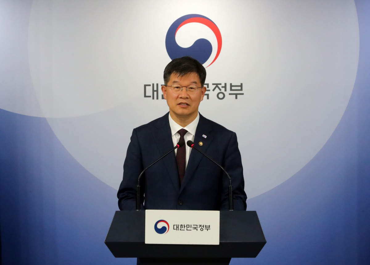 ▲이기일 보건복지부 1차관이 22일 오후 서울 종로구 정부서울청사에서 영아살해 등 아동학대 대응 관련 브리핑을 하고 있다. (뉴시스)