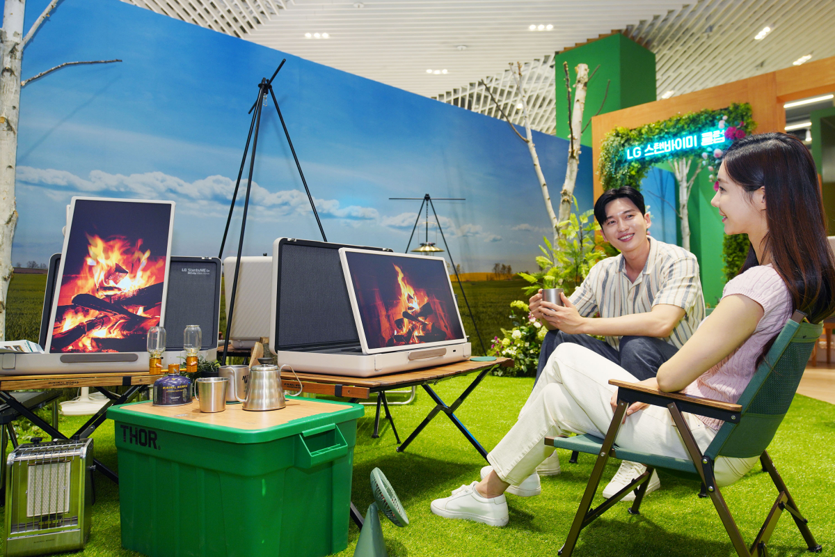 ▲LG전자가 내달 5일까지 여의도 ‘더현대 서울’에서 'LG 스탠바이미 Go’를 제대로 즐길 수 있는 체험존을 운영한다 (사진제공=LG전자)