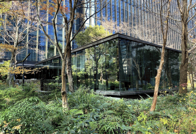 ▲마루노우치 일대 내 오테마치 포레스트와 건축물 저층부 레스토랑. (자료제공=서울시)