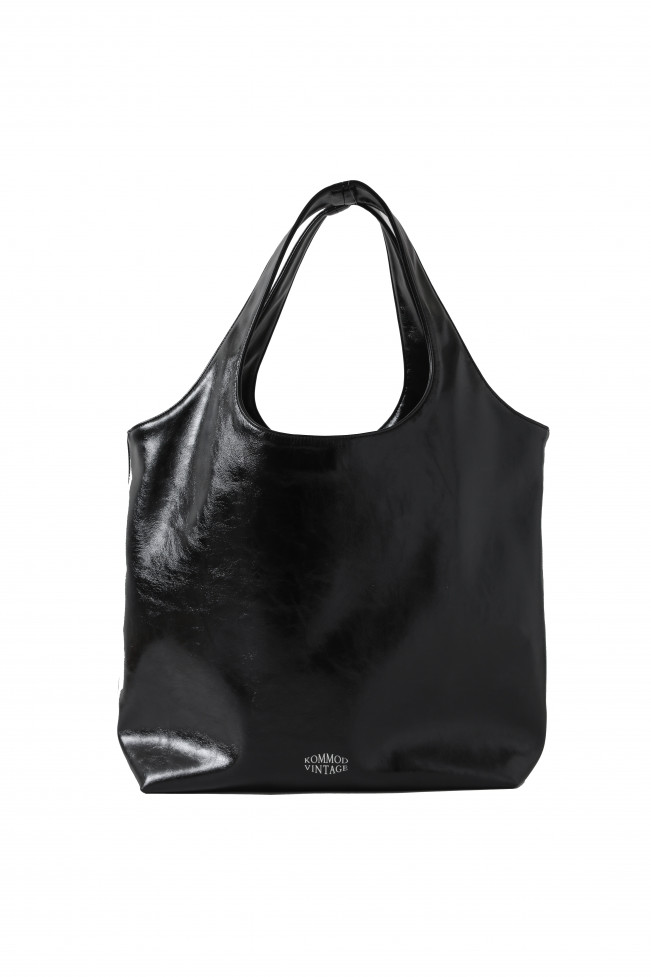 ▲꼬모드빈티지의 포이어 크랙 숄더백 (사진제공=꼬모드빈티지)