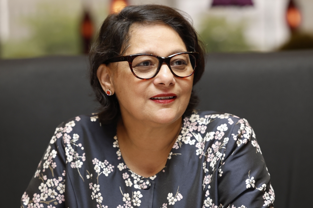 ▲죠티 마투르 필립 UNEP 국제 플라스틱 오염 정부간협상위원회(INC) 사무국장이 29일 서울 중구 더 플라자 호텔에서 이투데이와 인터뷰를 하고 있다.  (조현호 기자 hyunho@ )