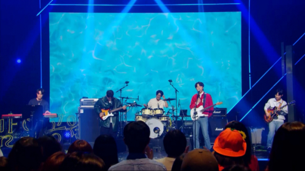 ▲'더 시즌즈-최정훈의 밤의 공원'(사진제공=KBS 2TV)