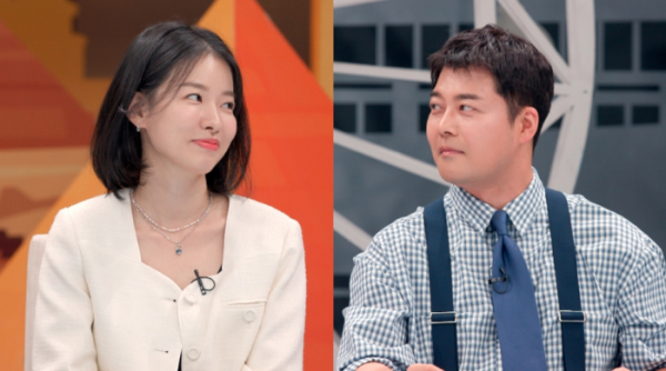 ▲'톡파원 25시' 이시아, 전현무(사진제공=JTBC)