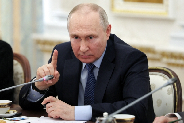 ▲블라디미르 푸틴 러시아 대통령이 13일(현지시간) 기자회견을 하고 있다. 모스크바/AFP연합뉴스

