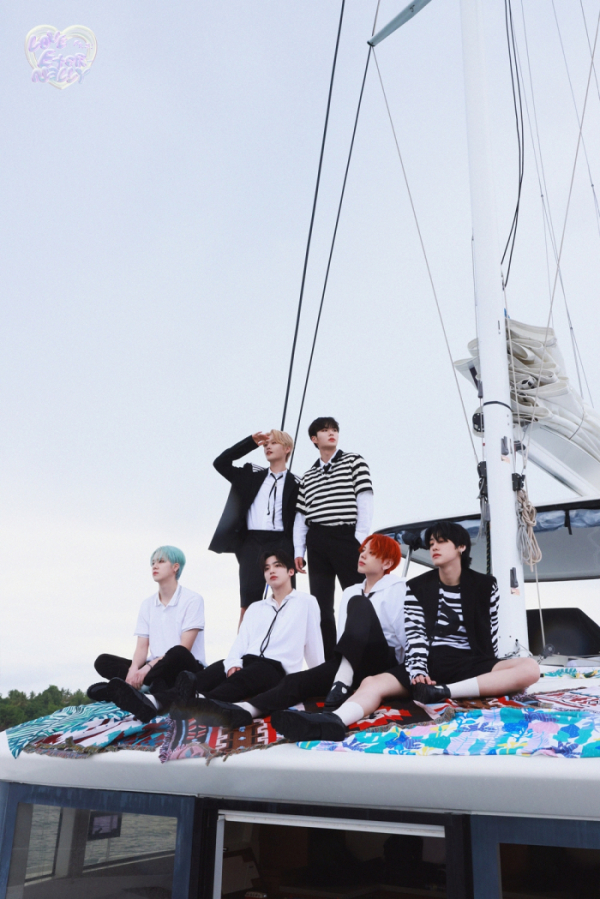 ▲위아이(사진 = 위엔터테인먼트 제공)