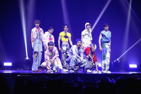 ▲8TURN(에잇턴)(사진 = MNH엔터테인먼트 제공)