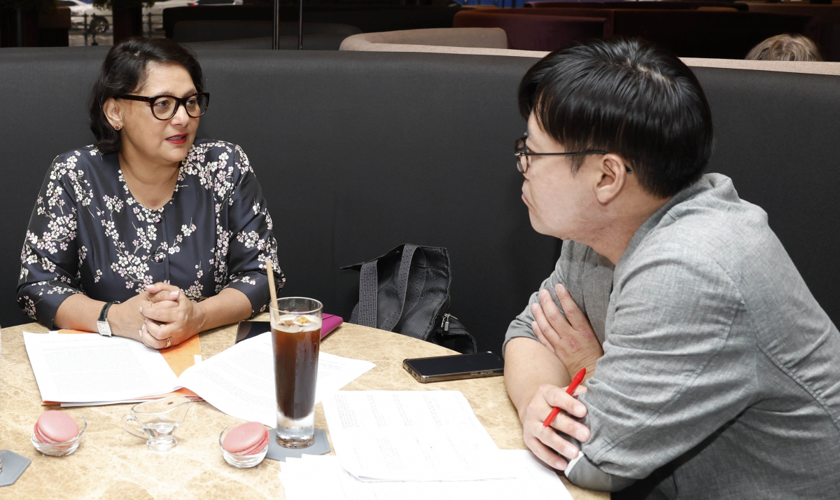 ▲죠티 마투르 필립 UNEP 국제 플라스틱 오염 정부간협상위원회(INC) 사무국장이 29일 서울 중구 더 플라자 호텔에서 이투데이와 인터뷰를 하고 있다. (조현호 기자 hyunho@)