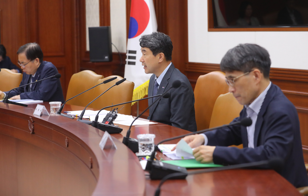 ▲이주호 사회부총리 겸 교육부 장관이 지난달 23일 오전 서울 종로구 정부서울청사에서 열린 제5차 사회관계장관회의에 참석해 발언하고 있다. (뉴시스)