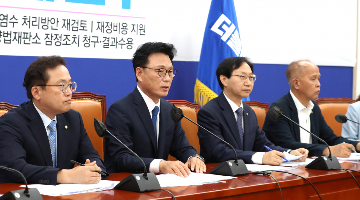 ▲박광온 더불어민주당 원내대표가 4일 오전 서울 여의도 국회에서 열린 원내대책회의에서 발언하고 있다. 2023.07.04. amin2@newsis.com (뉴시스)