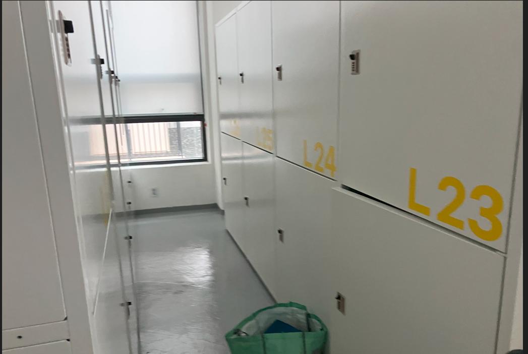 ▲경기 김포시 풍무동 소재 모 빌딩 공유창고가 중개사무소로 사용됐다. (자료제공=한국공인중개사협회)