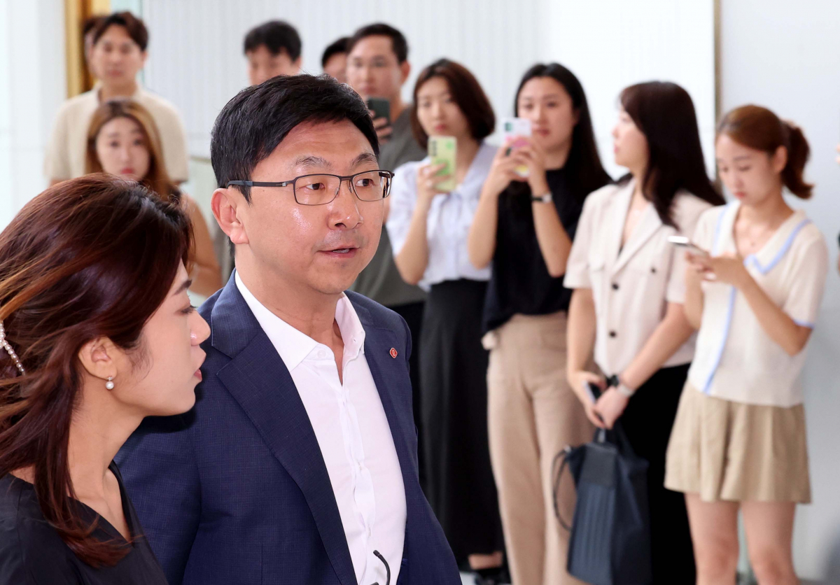 ▲이창엽 롯데웰푸드 대표가 18일 서울 송파구 롯데월드타워에서 열린 ‘롯데그룹 2023 하반기 밸류 크리에이션 미팅(VCM)’에 참석하고 있다. 신태현 기자 holjjak@