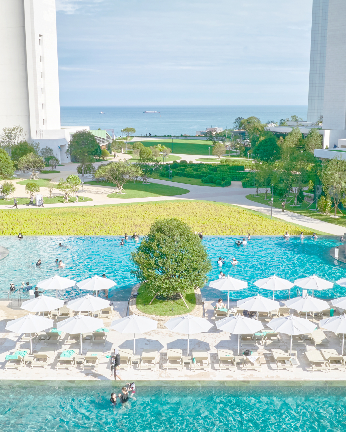 ▲부산광역시 기장군 빌라쥬 드 아난티 안에 있는 수영장 스프링 팰리스. (사진제공=아난티)