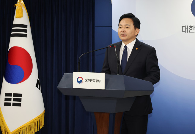 ▲원희룡 국토교통부 장관이 31일 정부서울청사에서 LH 무량판 구조 조사 결과를 브리핑하고 있다.(사진제공=연합뉴스)