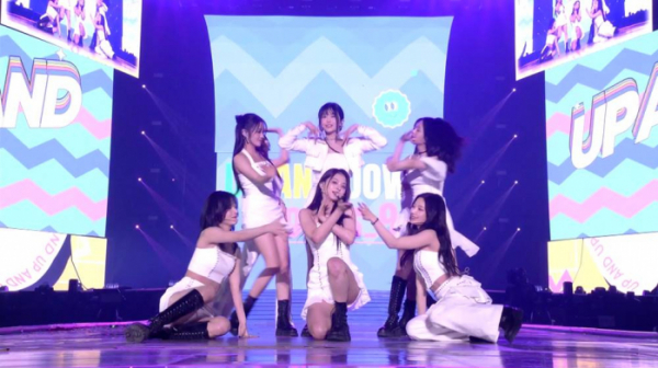 ▲프로미스나인 '위버스콘 페스티벌' (사진제공=플레디스)