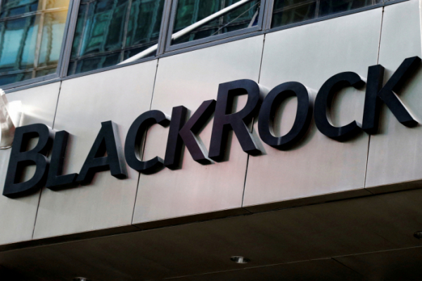 ▲미국 뉴욕에 있는 블랙록 건물에 회사 로고가 보인다. 뉴욕/AP연합뉴스