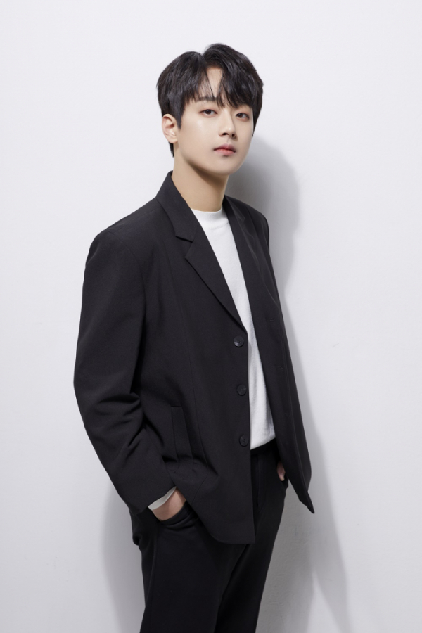 ▲가수 이찬원(사진제공=초록뱀이앤엠)