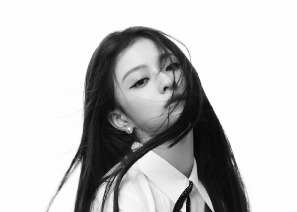 ▲프로미스나인 이나경(사진제공=플레디스 엔터테인먼트)