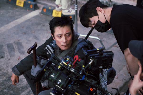 ▲'콘크리트 유토피아' 비하인드 스틸(사진제공=롯데엔터테인먼트)