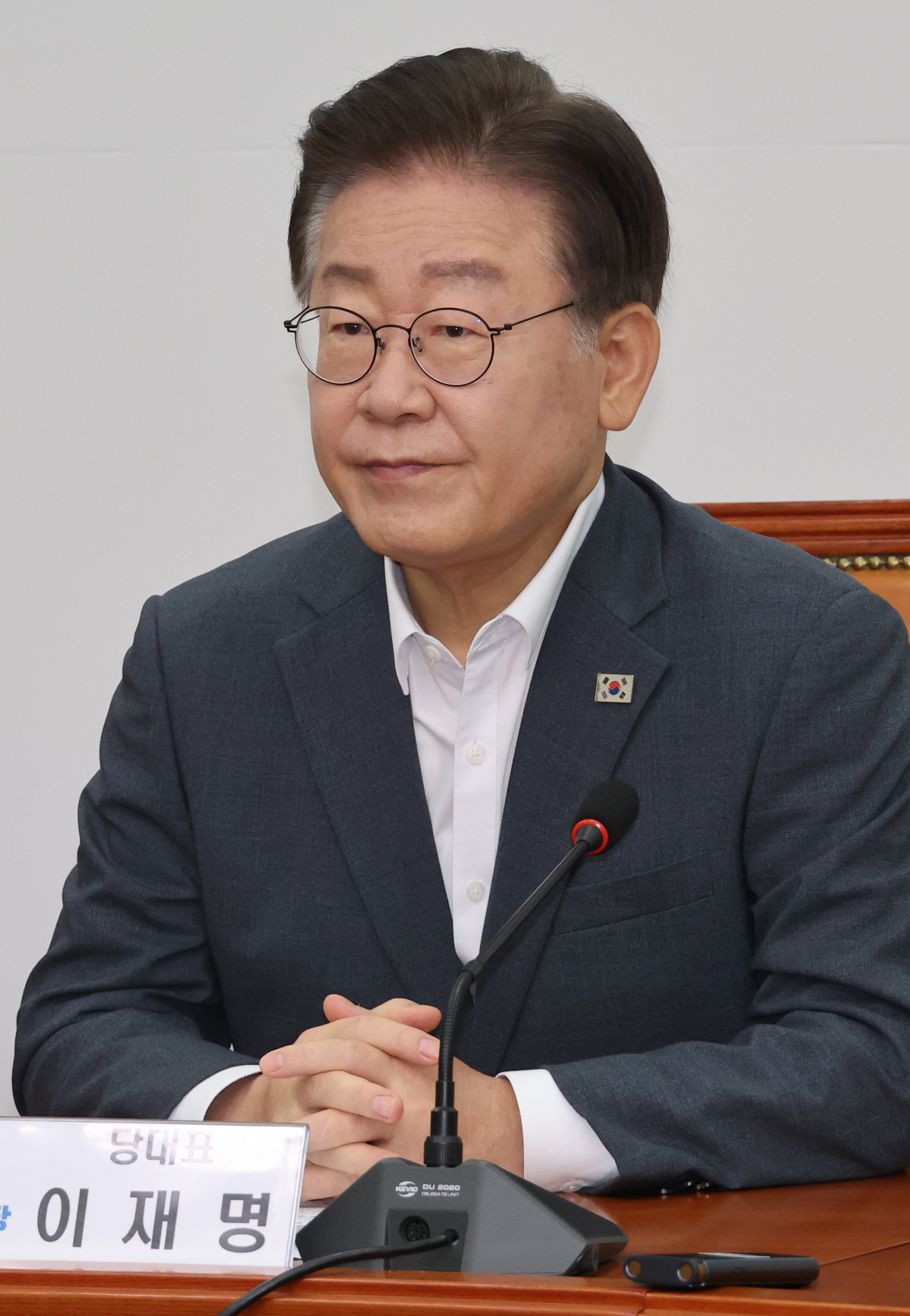 ▲<YONHAP PHOTO-1904> 민주당 최고위     (서울=연합뉴스) 한상균 기자 = 더불어민주당 이재명 대표가 7일 국회 당 사무실에서 최고위 회의를 하고 있다. 2023.8.7    xyz@yna.co.kr/2023-08-07 10:00:12/<저작권자 ⓒ 1980-2023 ㈜연합뉴스. 무단 전재 재배포 금지.>