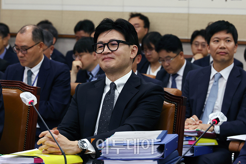 ▲한동훈 법무부 장관이 21일 서울 여의도 국회에서 열린 법제사법위원회 전체회의에 참석하고 있다. 고이란 기자 photoeran@