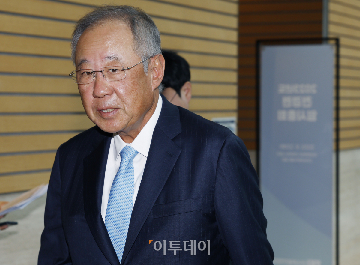 ▲류진 전국경제인연합회 신임 회장(풍산그룹 회장)이 22일 서울 영등포구 전경련회관 컨퍼런스센터에서 열린 2023년도 전국경제인연합회 임시총회에 참석하고 있다. 조현호 기자 hyunho@