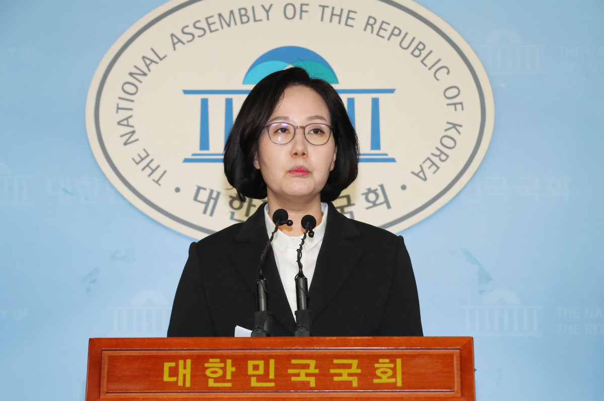 ▲[서울=뉴시스] 장세영 기자 = 김현아 자유한국당 의원이 12일 서울 여의도 국회 정론관에서 기자회견을 열고 4·15총선 경기도 일산 고양시정 지역구 출마를 선언을 하고 있다. 2020.02.12. photothink@newsis.com