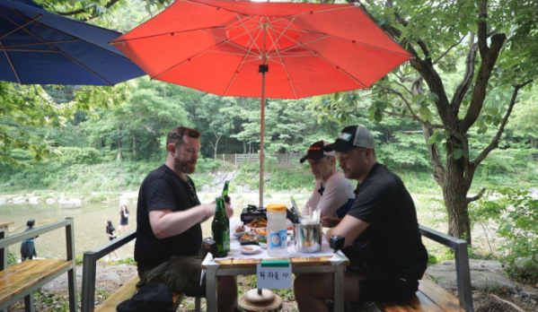 ▲'어서와 한국은 처음이지’ 아일랜드 친구들(사진제공=MBC)