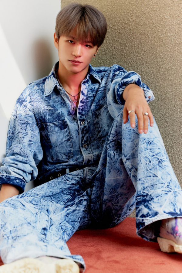 ▲레비(왕즈하오)(사진=크로모솜 제공)