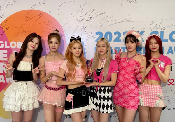 ▲스테이씨(사진 = 하이업엔터테인먼트 제공)