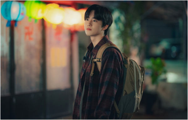 ▲'힙하게'(사진제공 =스튜디오 피닉스·SLL)