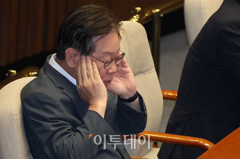 ▲이재명 더불어민주당 대표가 7일 서울 여의도 국회에서 열린 본회의 경제 분야 대정부 질문에 참석하고 있다. 고이란 기자 photoeran@