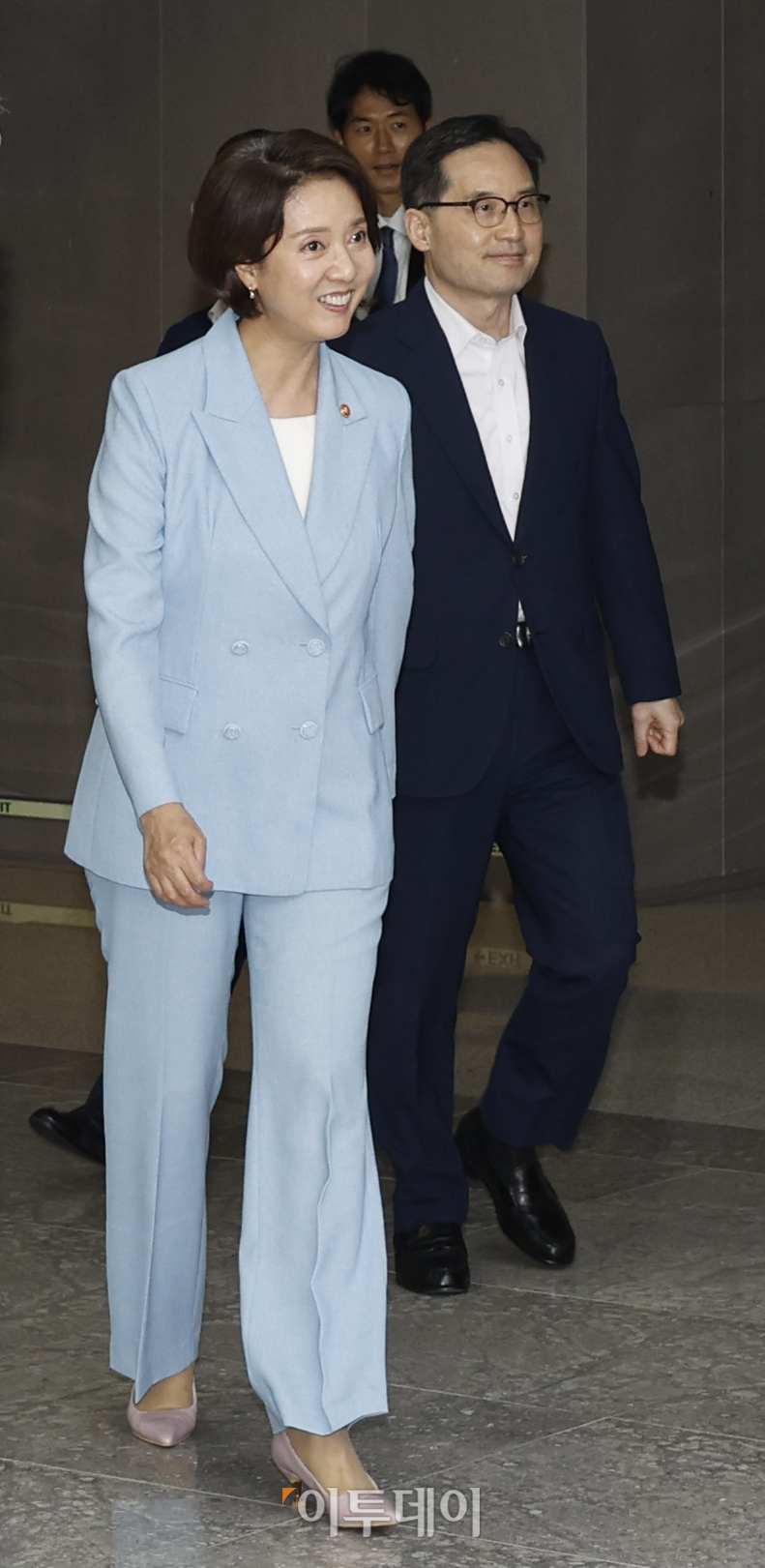 ▲이영 중소벤처기업부 장관과 한기정 공정거래위원회 위원장이 11일 서울 강서구 LG사이언스파크에서 열린 '중소벤처기업부·공정거래위원회 합동 납품대금 연동제 현장안착 간담회'에 참석하고 있다. 조현호 기자 hyunho@