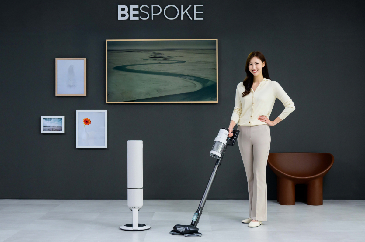 ▲삼성전자 모델이 '비스포크 제트 AI' 신제품을 소개하고 있다. (사진제공=삼성전자)