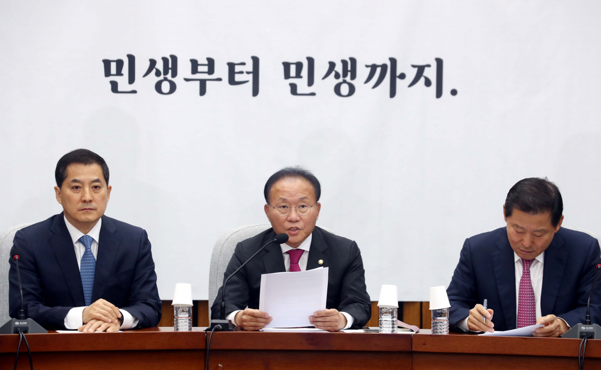 ▲윤재옥 국민의힘 원내대표가 22일 오전 서울 여의도 국회에서 열린 원내대책회의에서 발언하고 있다. (뉴시스 )