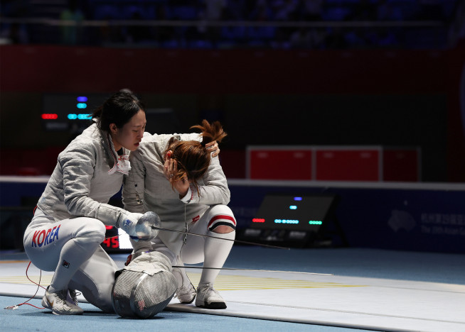 L’équipe féminine de sabre d’escrime a perdu lors du match Corée-Japon, a remporté la médaille de bronze… n’a pas réussi à gagner 3 fois de suite [항저우AG]