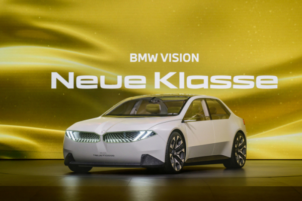 ▲BMW가 2일(현지시간) 최초 공개한 콘셉트카 'BMW 비전 노이어 클라쎄' (사진제공=BMW그룹)